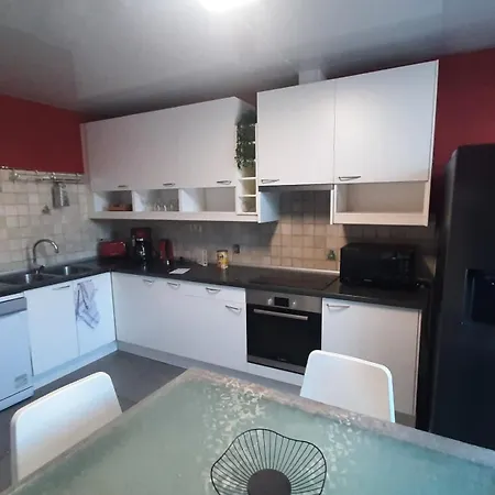 Appartement Le Duo Virtonnais - 4 Personnes Au Coeur De La Gaume *